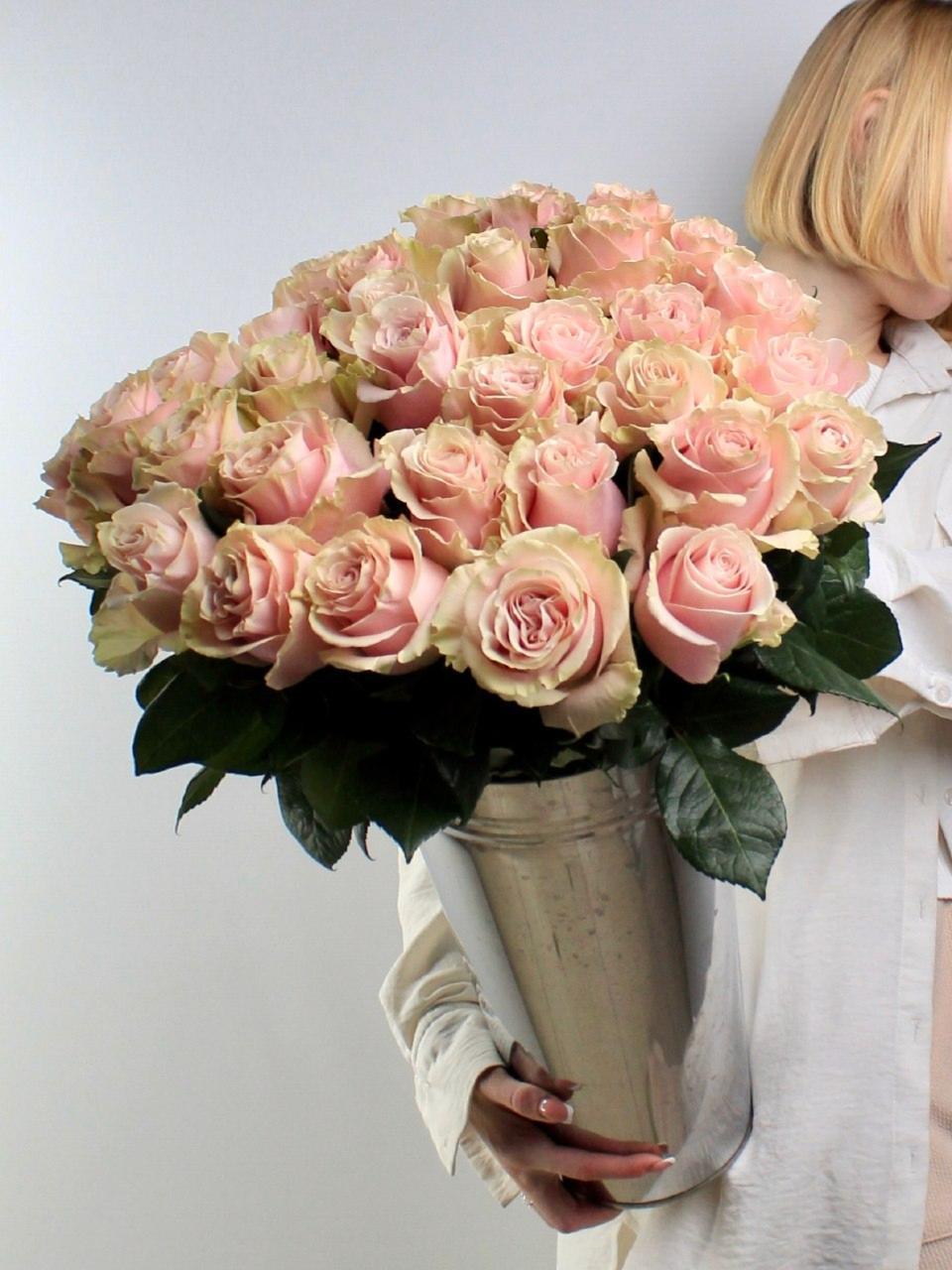 Роза Эквадор Pink Mondial 60 см