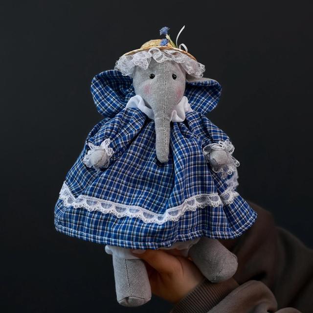 Авторская игрушка Серый слоник
