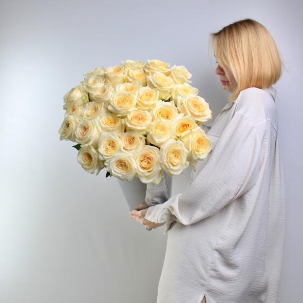 Роза Эквадор Candlelight 40 см