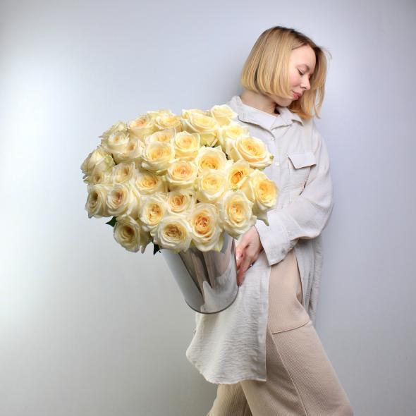 Роза Эквадор Candlelight 40 см